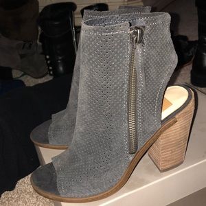 NEw With Tags Dolce Vita Norra Chunky Heels